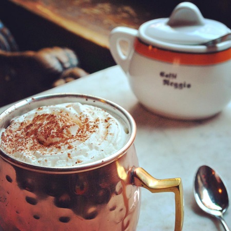 Conheça cinco cafés cheio de história pelo mundo