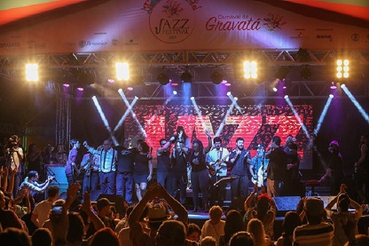 Folias nada tradicionais espalhadas pelo Brasil