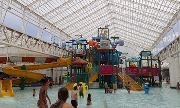 Parques aquáticos são opção de lazer para toda a família no verão