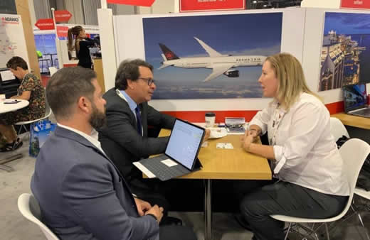 Embratur e companhias aéreas debatem melhoria no número de voos