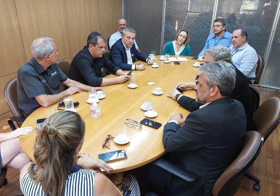 Reunião no Palácio Guanabara define criação da APL da Cachaça e do Queijo do Vale do Café 