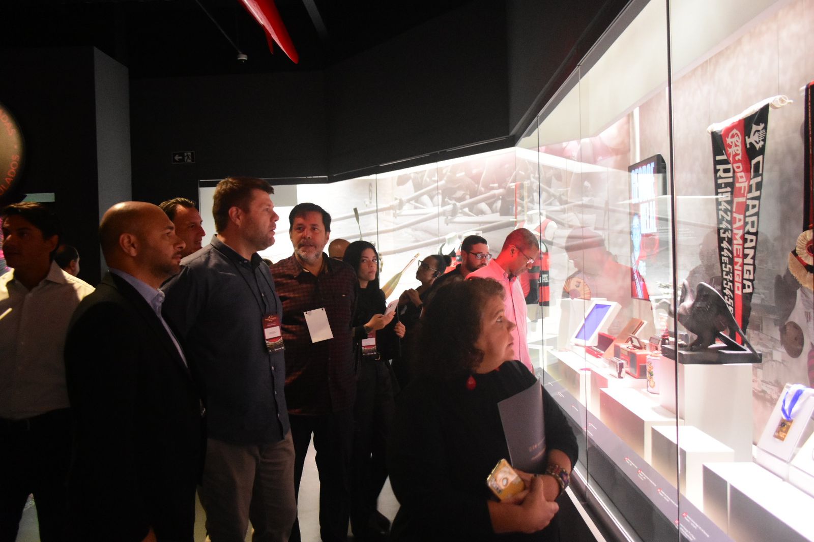 Trade turístico do Rio visita Museu do Flamengo. Espaço entra na rota de turismo do estado